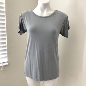 Don’t Ask Why (AEO) Gray Tee One Size